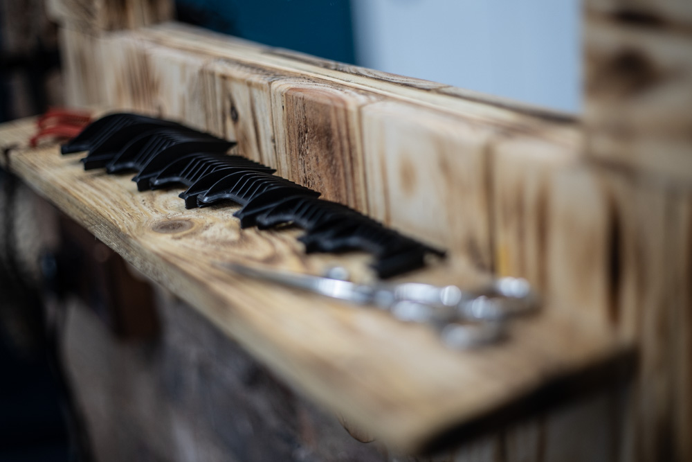 industry barbers tamworth-4